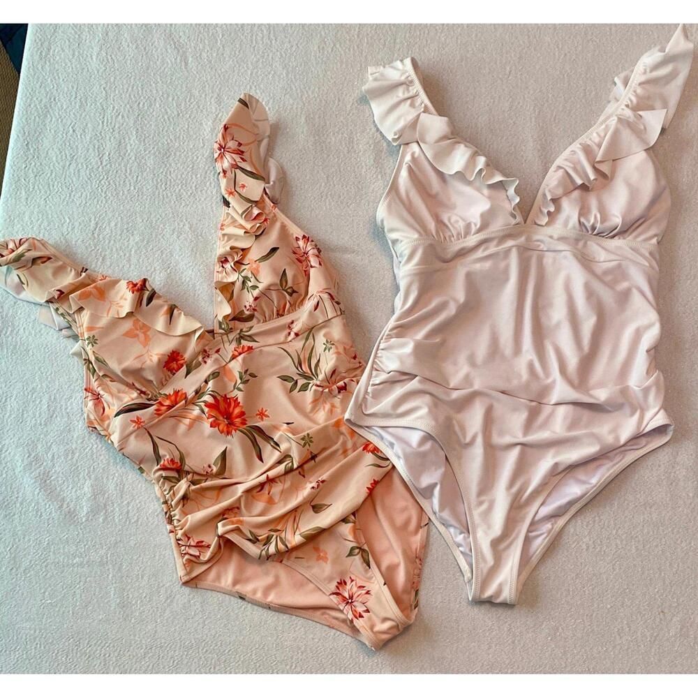 Lot of two XL Cupshe swimsuits